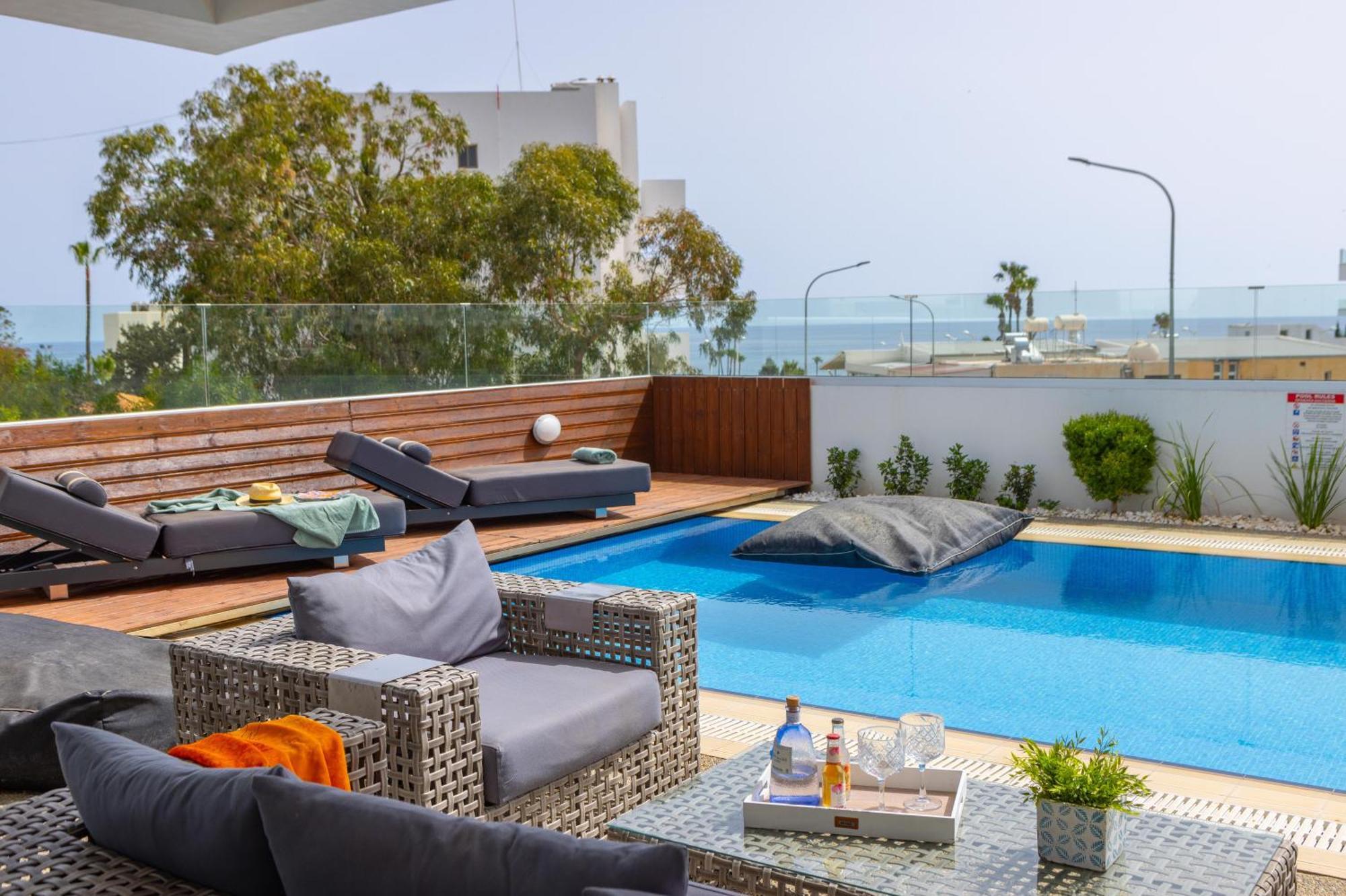 Fig Tree Bay Residences 5 Протарас