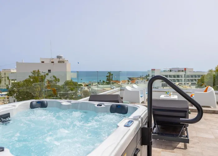 Fig Tree Bay Residences 5