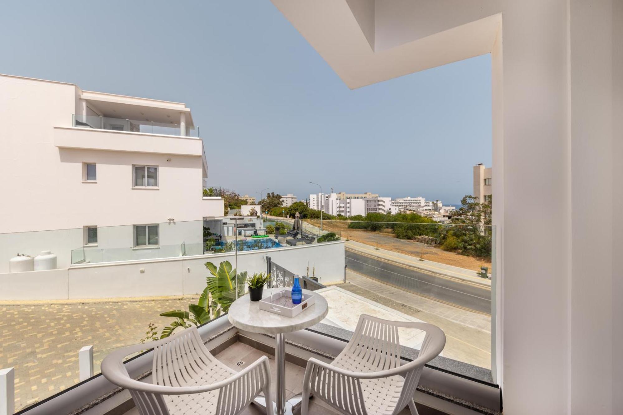 Villa Fig Tree Bay Residences 5 *