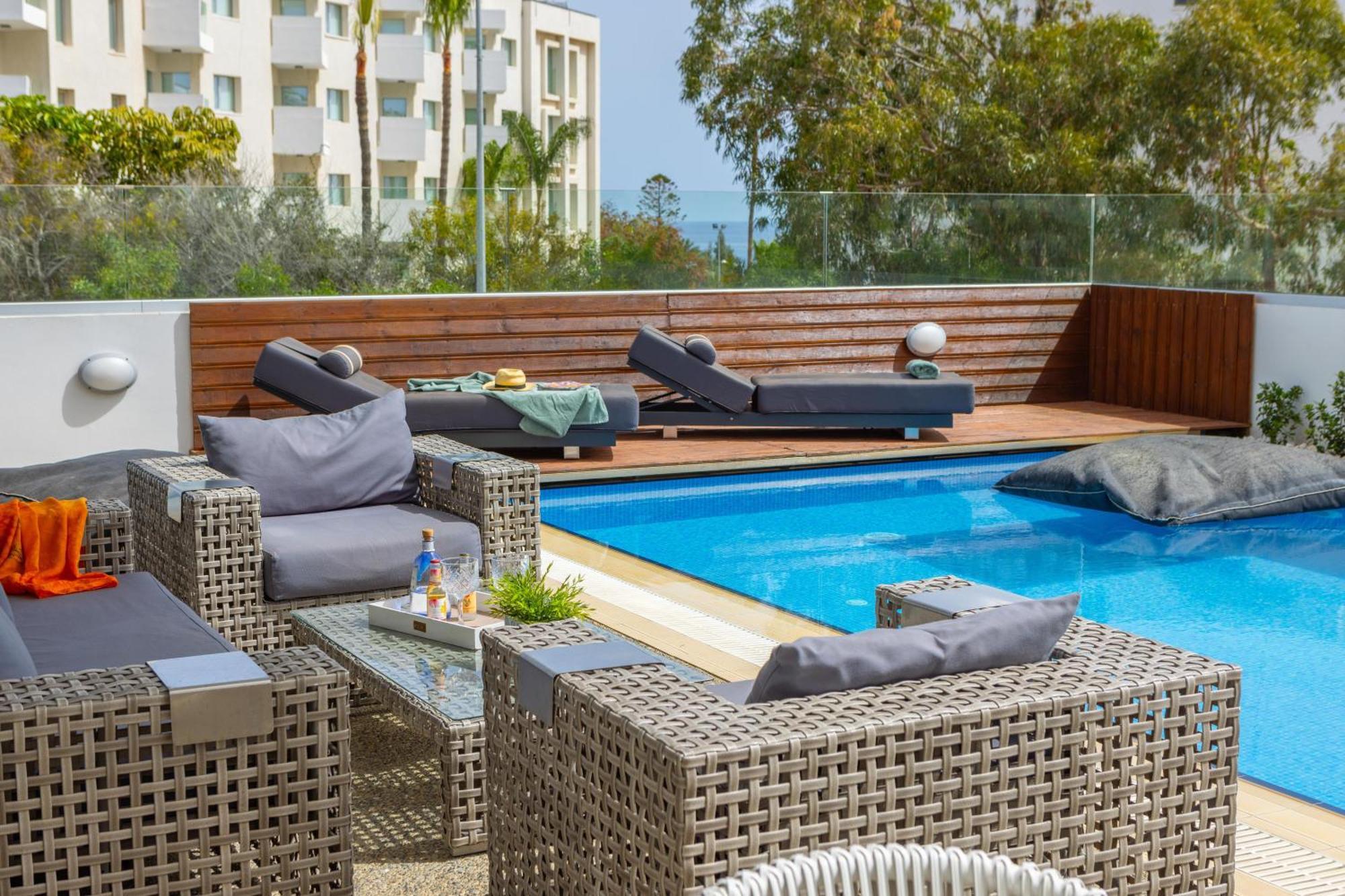 Villa Fig Tree Bay Residences 5 *