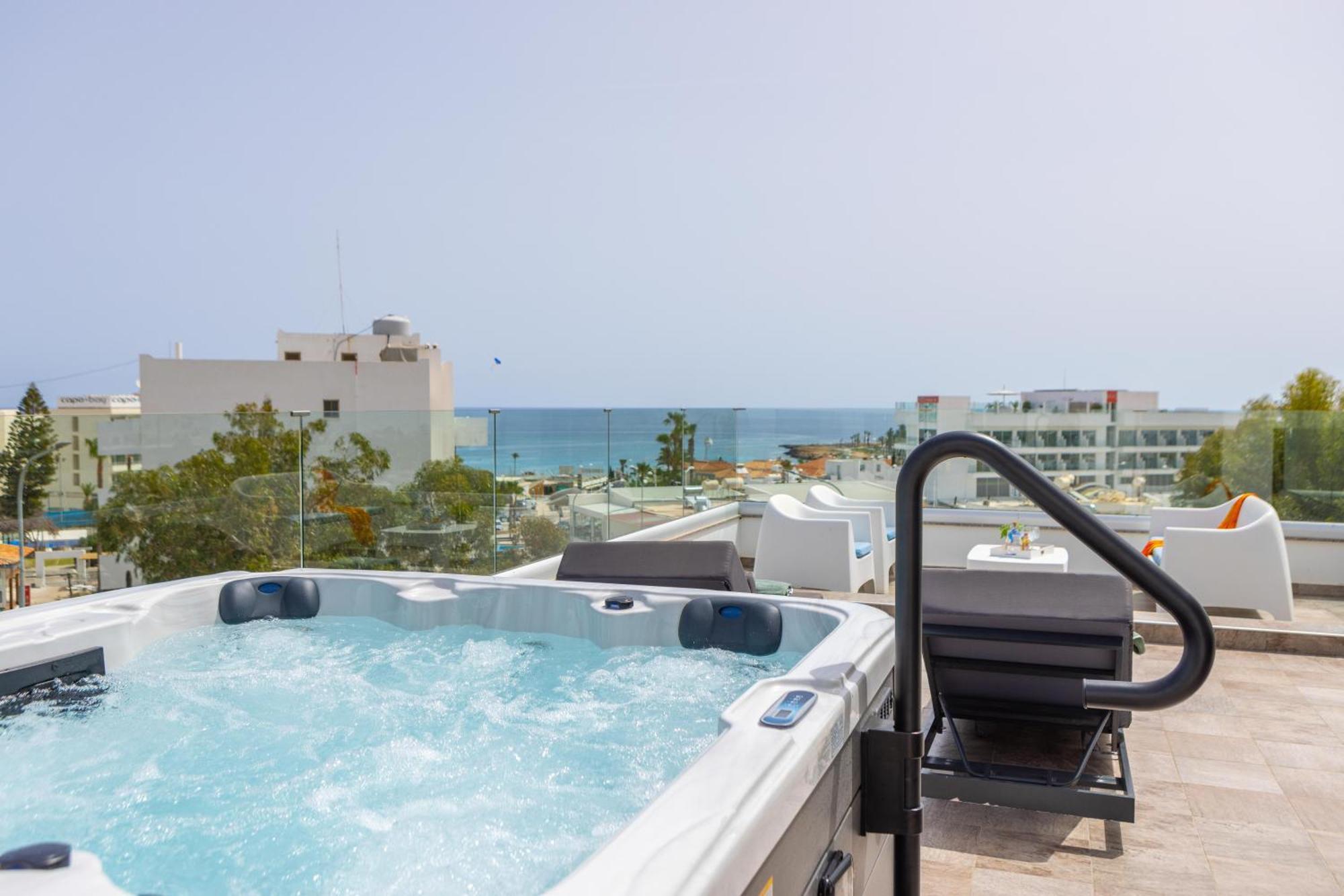 Villa Fig Tree Bay Residences 5